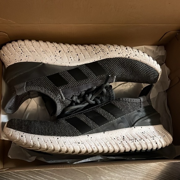 Adidas Men's Kaptir 2.0 Gray Cloudfoam Running Shoe
Size 8 - Picture 2 of 14